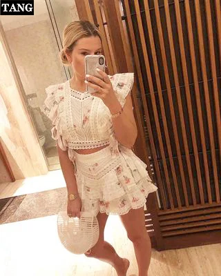 

New Arrival Bohemian Women 2 Pieces Set Sexy Flower Top Blouse + Shorts Hollow Out Embroidery Ruffled Style Two Piece Set Shorts