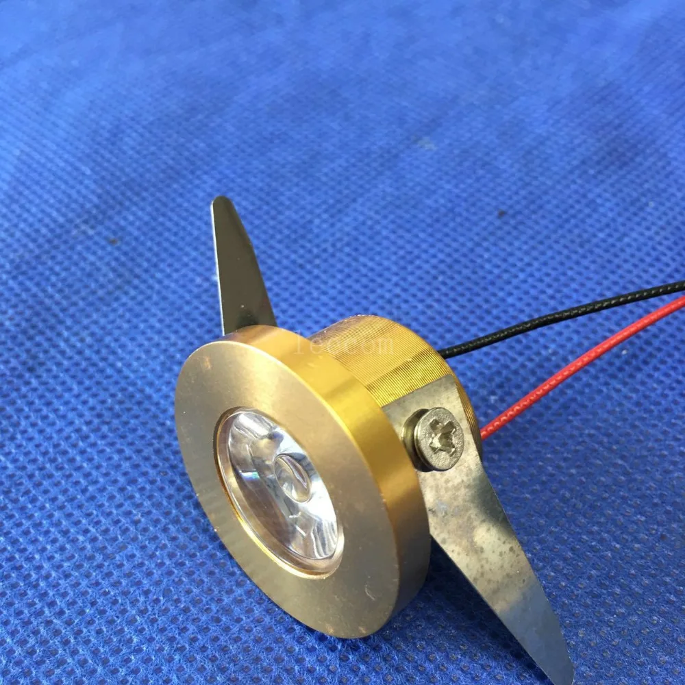 1pcs/lot LED Mini Cabinet Downlight 1.5W diameter 31mm 230v gold Frame Recessed Ceiling No Flicker Spot Lights For Home 1pcs/lot LED Mini Cabinet Downlight 1.5W diameter 31mm 230v gold Frame Recessed Ceiling No Flicker Spot Lights For Home