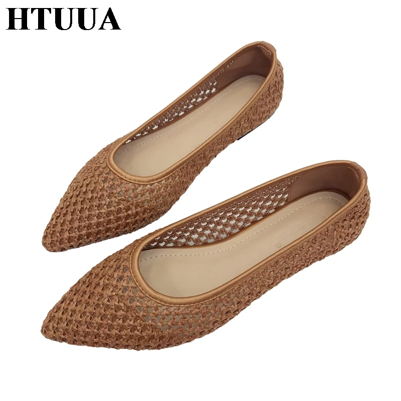 

HTUUA Spring Summer Hollow Breathable Flat Shoes Women Casual Flats Pointed Toe Moccasins Slip On Loafers Shoes Woman SX2635