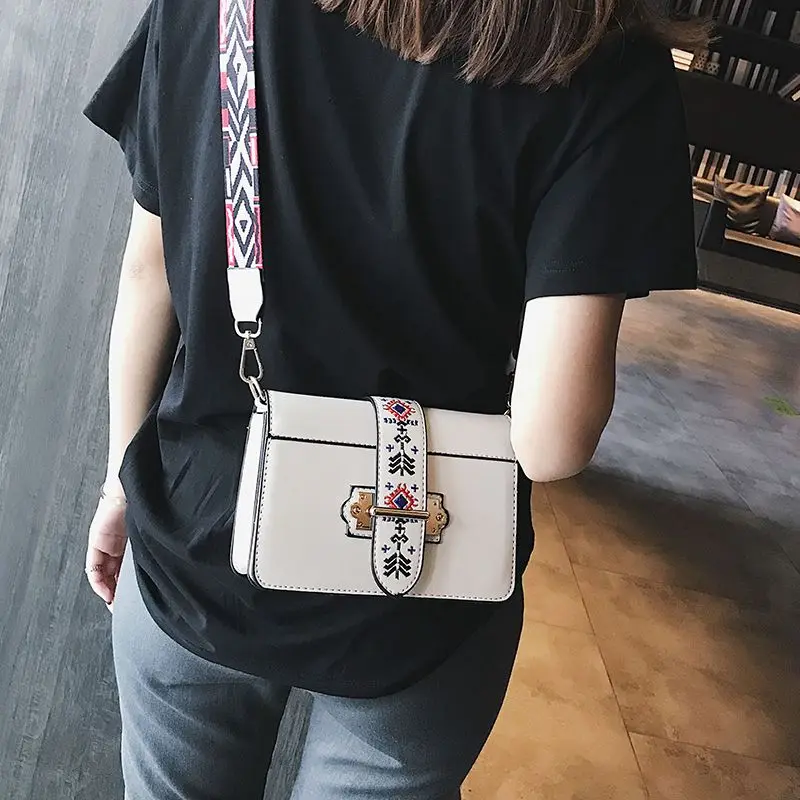 

Mini Small Square Pack Shoulder Bag Crossbody Package Clutch Women Designer Wallet Handbags