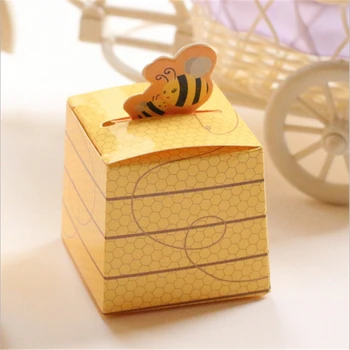 

100Pcs/Lot Creative Bee Wedding Favor Boxes Wedding Candy Box Wedding Favors And Gifts Event & Party Supplies