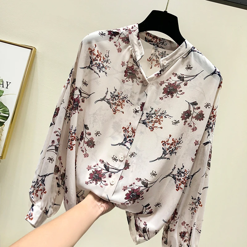 

Spring Summer Black Floral Print Chiffon Shirts Batwing Sleeve Fashion Beige Loose Casual Bohemian Blouses Long Sleeve