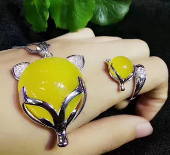 

Yellow chrysanthemum fox pendant necklace suit fox ring natural green chalcedony female paragraph charming 925 silver mosaic