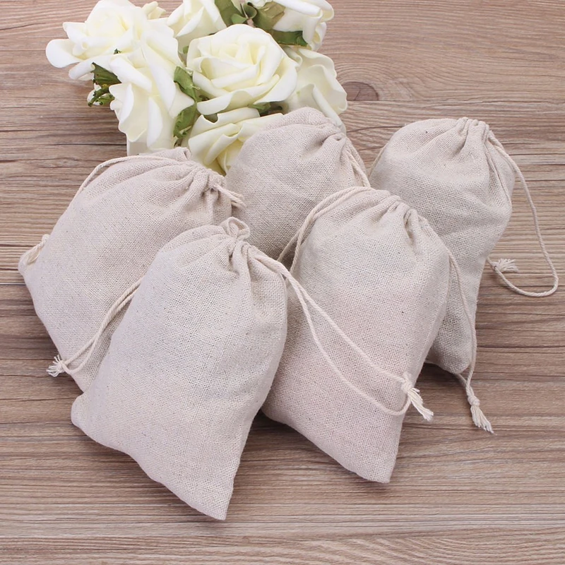 

100pcs/lot Linen Jute Drawstring Gift Bags Sacks Party Favors 8 * 10cm Packaging Bag Wedding Candy Gift Bags party Supplies