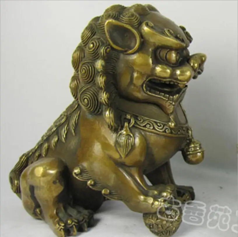 Chinese style ornaments copper bronze lions do the old door spirits
