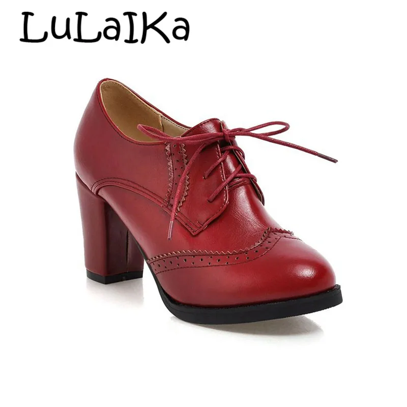 

2018 Vintage Lace Up Women Pumps Cut Out Oxford Shoes Chunky Heel Patent Leather High Heels Lady High Heel Boots 7.5cm