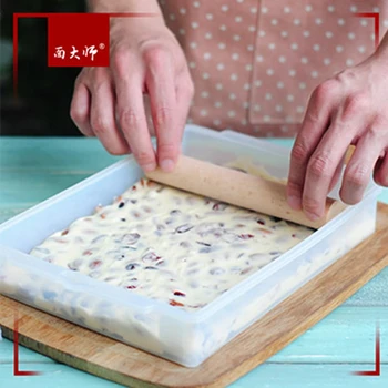 

4PCS DIY Nougat Silicone Mold Kit With Square Pan Fondant Mats Flat Roller Rod Homemade Sugar Nougat Mould Baking Tools