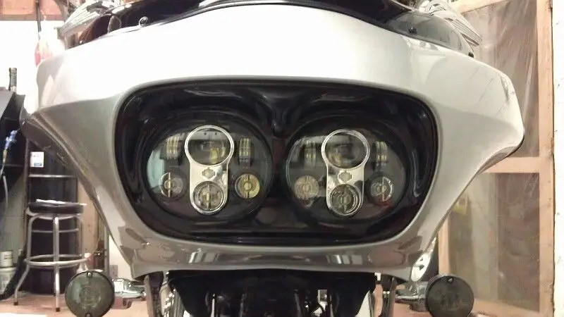 LED-Car-styling-Dual-Headlights-Road-Glide-Motocycle-LED-Headlight-For-Harley-Davidson-Car-Detector