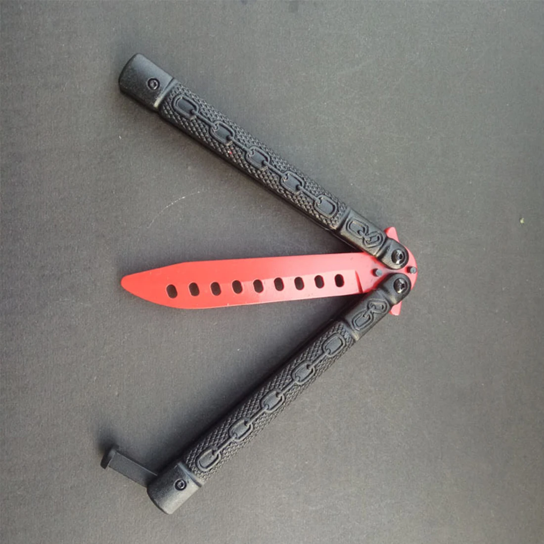 Нож-бабочка из нержавеющей стали 230 мм с черной ручкой и красным лезвием, цепочка с бабочкой, нож, складной нож