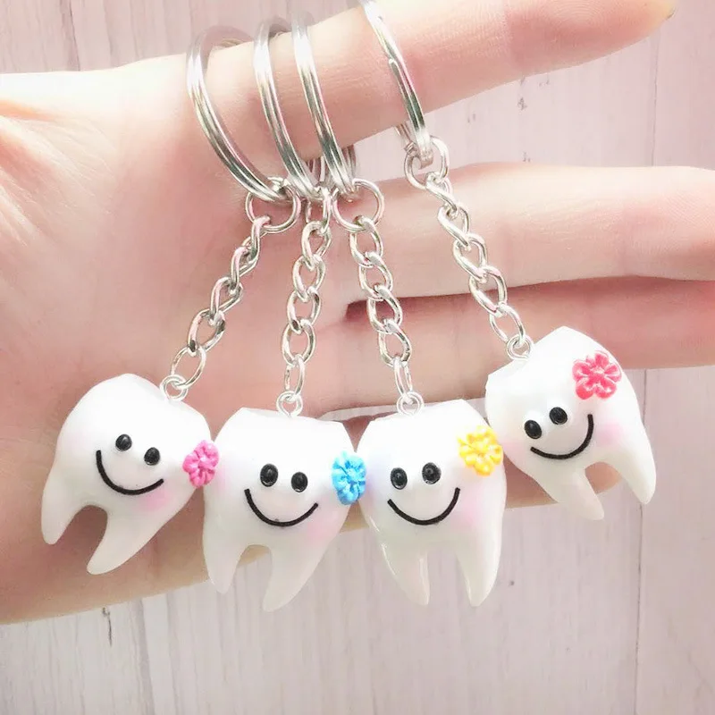 Best selling explosion cute tooth keychain Mini simulation tooth resin