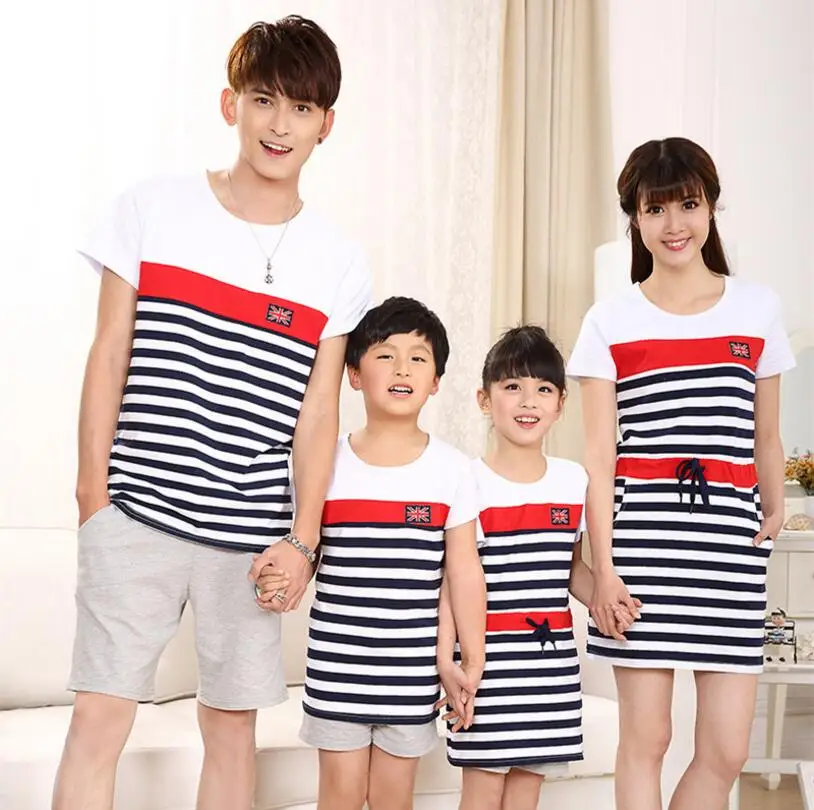 Summer Striped Family Matching Outfits Cotton Short T-shirt+Short Pants And Dress Dad Son Mom Daughter Clothes household AF-1827 | Мать и