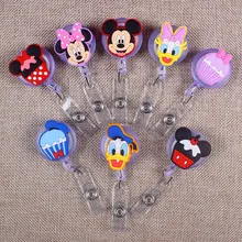 Милые цвета торт клоун выдвижной крокодил маленькая мышь значок держатель для карт катушка медсестры девочка выставка Enfermera имя карты грудь