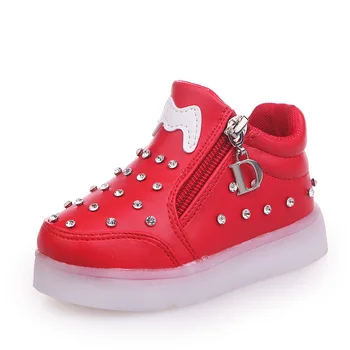

New Fashion LED Light Girls Shoes Glowing Sneakers Soft Comfortable Children Luminous Sneakers Kids Lighted Up Shoes Rhinestone
