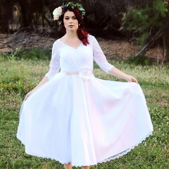 2016 Lace Tulle Vintage Tea Length 1950s Modest Wedding Dresses With 3 4 Sleeves V Neck