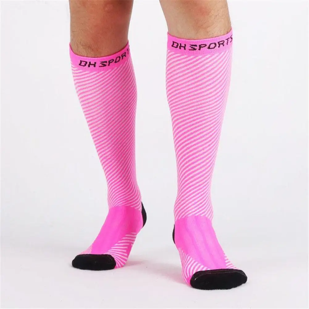 

A Pair of Compression Socks Sports Stockings for Outside Running Marathon Football Men Women Athletic Riding Bike Long Socks
