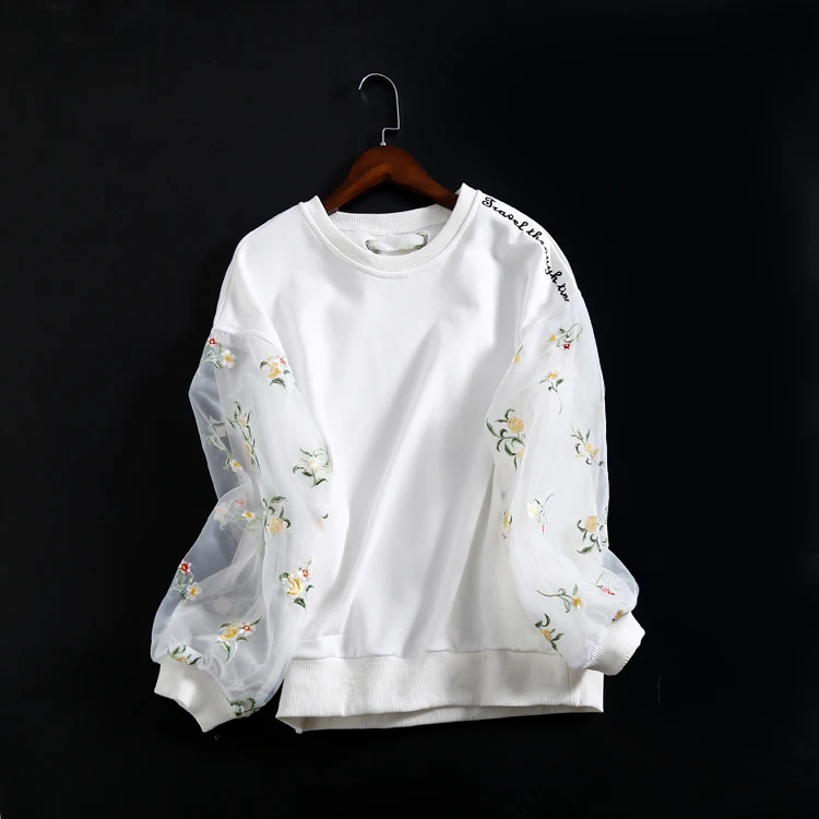 2017Autumn Women White O neck Yarn Sleeve Flower Embroidery Pullover