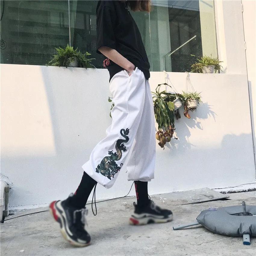 2019 Vintage Solid Color Elastic Waist Wide Leg Pants Chinese Style Dragon Embroidery Trousers Women Cool Trousers 2019 Vintage Solid Color Elastic Waist Wide Leg Pants Chinese Style Dragon Embroidery Trousers Women Cool Trousers