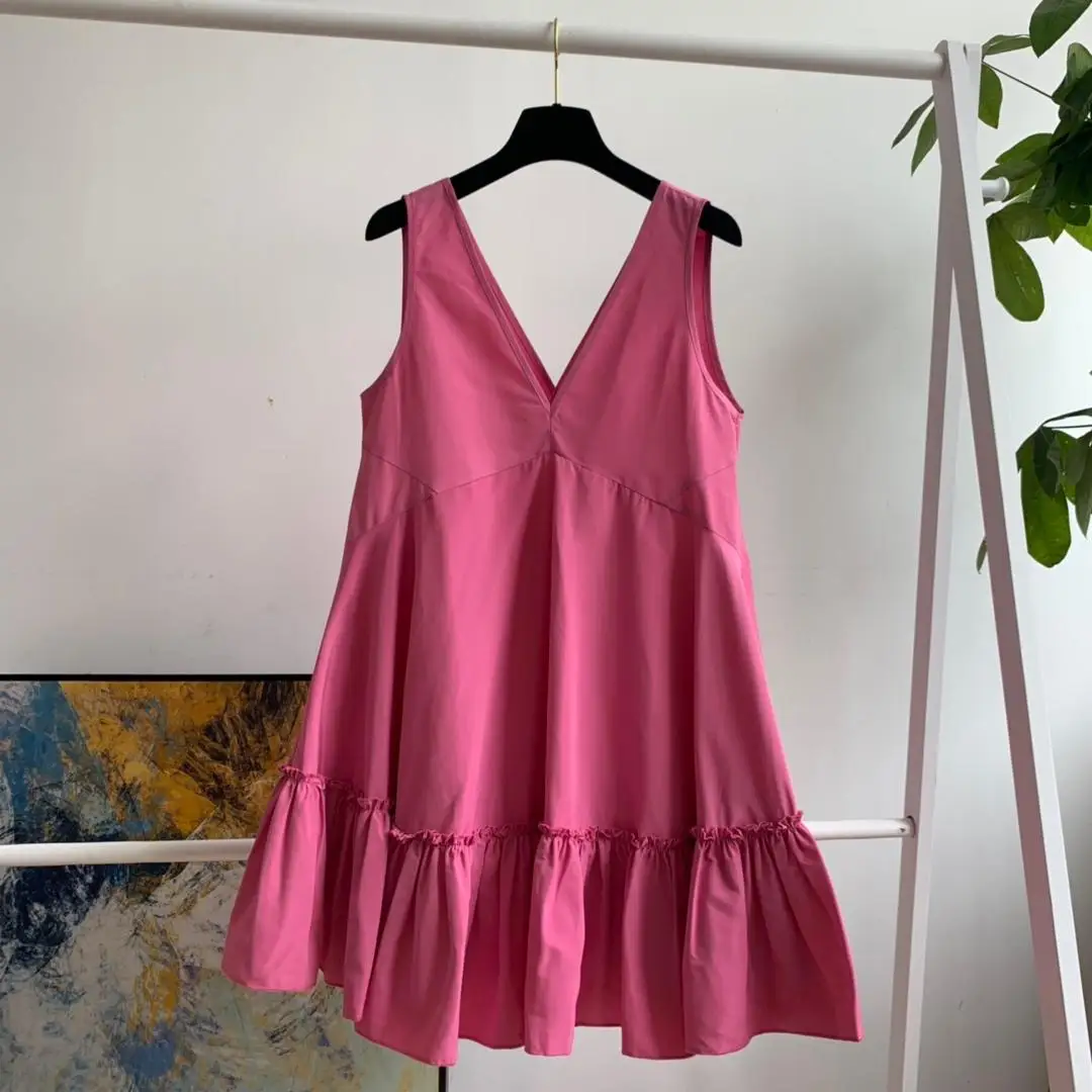 

Summer 2019 New Deep V-neck waistcoat with pleated Pengpeng Princess