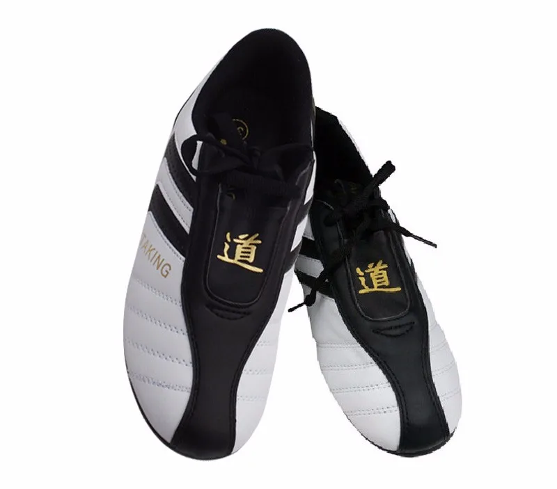 taekwondo shoes detail 1