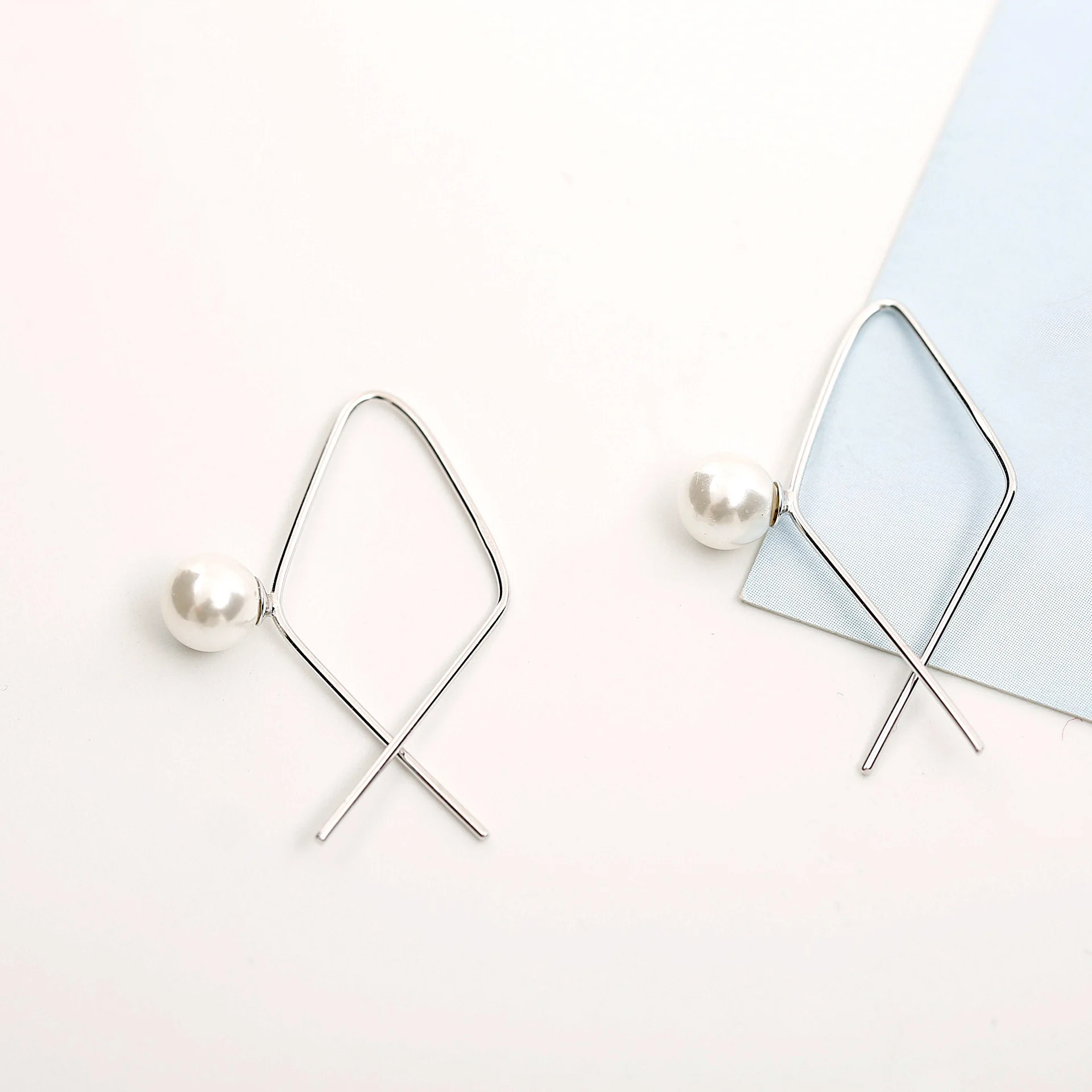Pearl 100% стерлингового серебра 925 Ювелирные украшения гипоаллергенный серьги для
