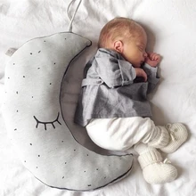 2018 INS Hot Glow In The Dark Luminous Moon Lamp Bulb Placate Stuffed Toys For Baby Children Room Decorative Cushion Pillow