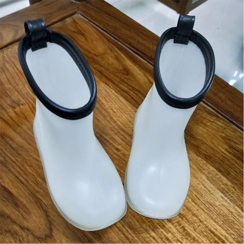 

Kids White Rain Boots Girls Boys Children Rainboots Cute Waterproof Light Non-slip Rubber Rain Shoes for 1-6Y 2018 New style