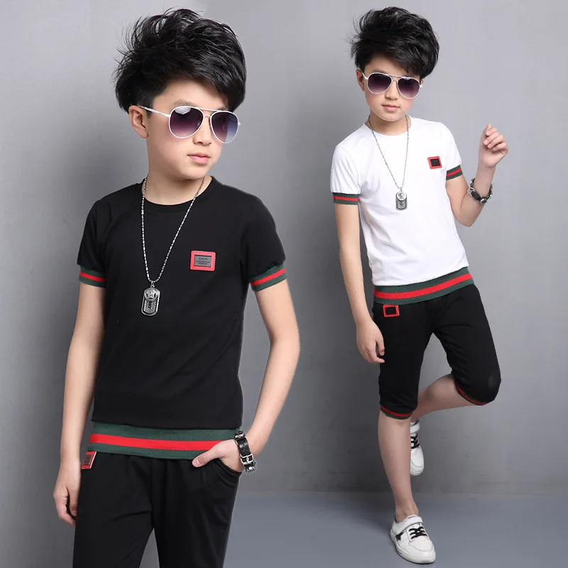 

In summer 2018, boys and girls in short sleeves, children's casual clothes, boys and girls.