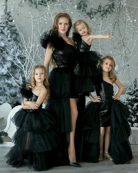 

2019 Modern Black Daughter Pageant Dresses For Prom Party Wear With Tiered Skirt