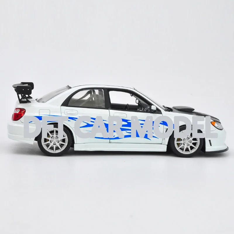 1:24 сплав игрушечных автомобилей Subaru Impreza WRXSTI модель гоночной машины детей игрушечные машинки авторизованный дети игрушечные лошадки