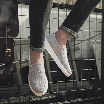 

2019 Hot Sale Summer Breathable Casual Sneakers Male Sapato Masculino Light Hemp Flats Shoes Men Tenis Chaussure Homme Krasovki