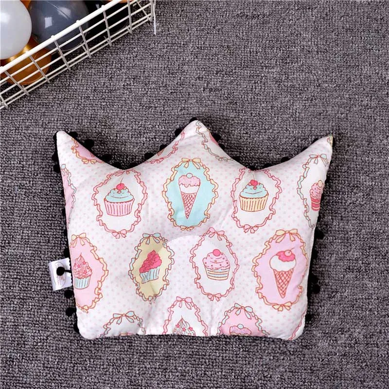 Baby Pillow Newborn Room Decoration Prevent Flat Head Nursing Pillows For Infant Crown Shape Cushion Sleeping Positioner