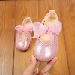 Милые дети из искусственной кожи Обувь для танцев новый кружевной бантик для девочек Туфли на низком каблуке для принцесс детские мягкая