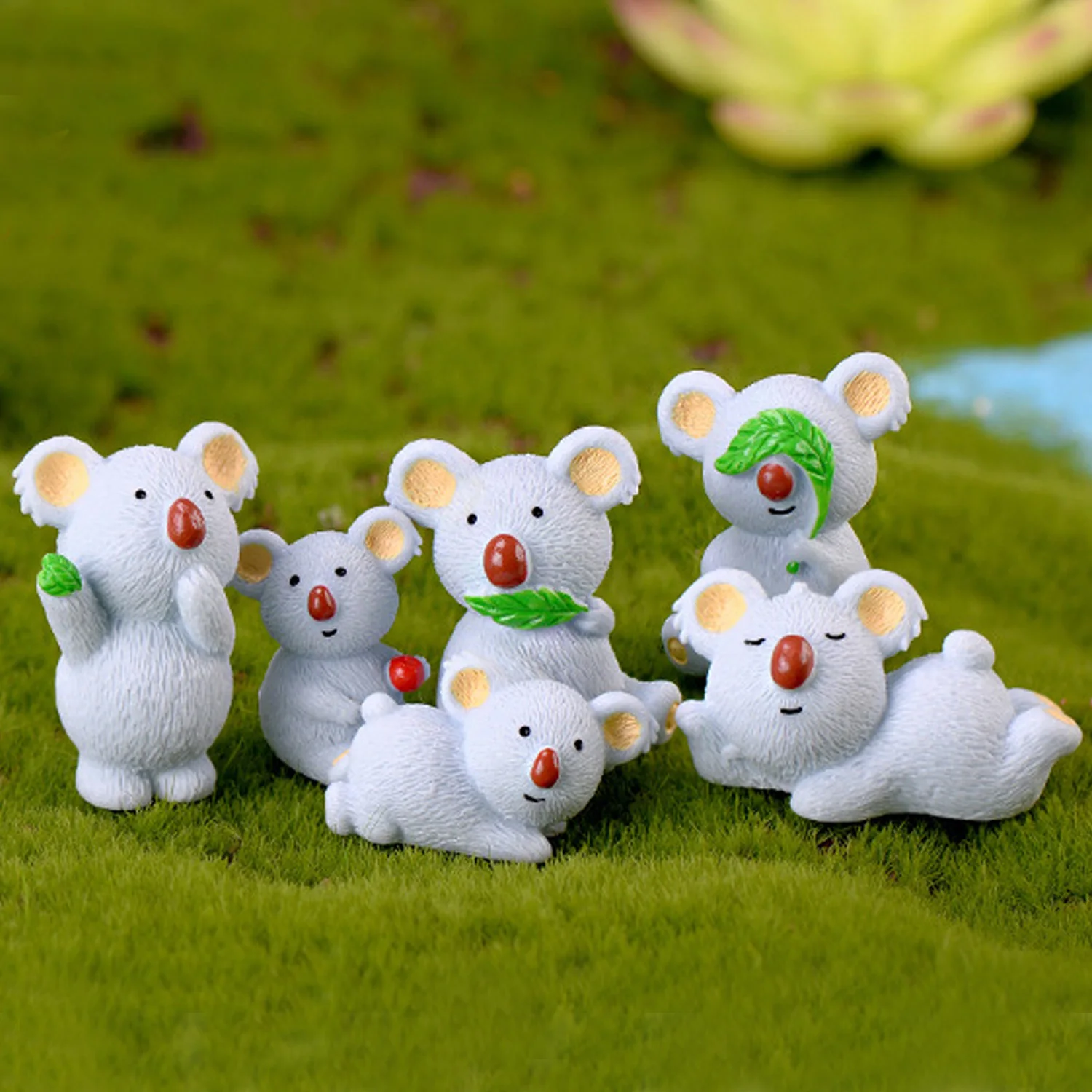 

6PCS Cute Cartoon Resin Koala Decorations Ornaments for Miniature Fairy Garden Micro Landscape Cake Car Home Garden Mix Style