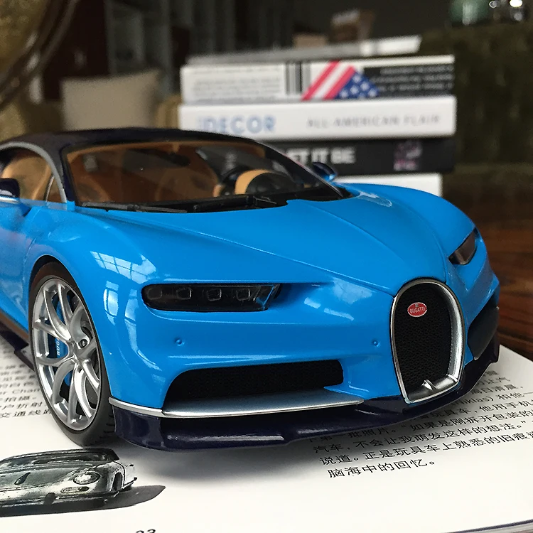 1/18 Bugatti погружной суперкар литой металлический Настольный дисплей Коллекционная модель