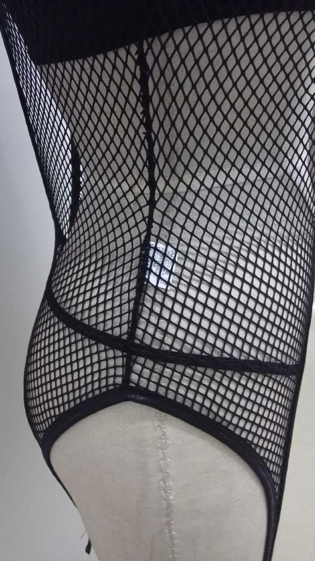 S69031-6.jpg