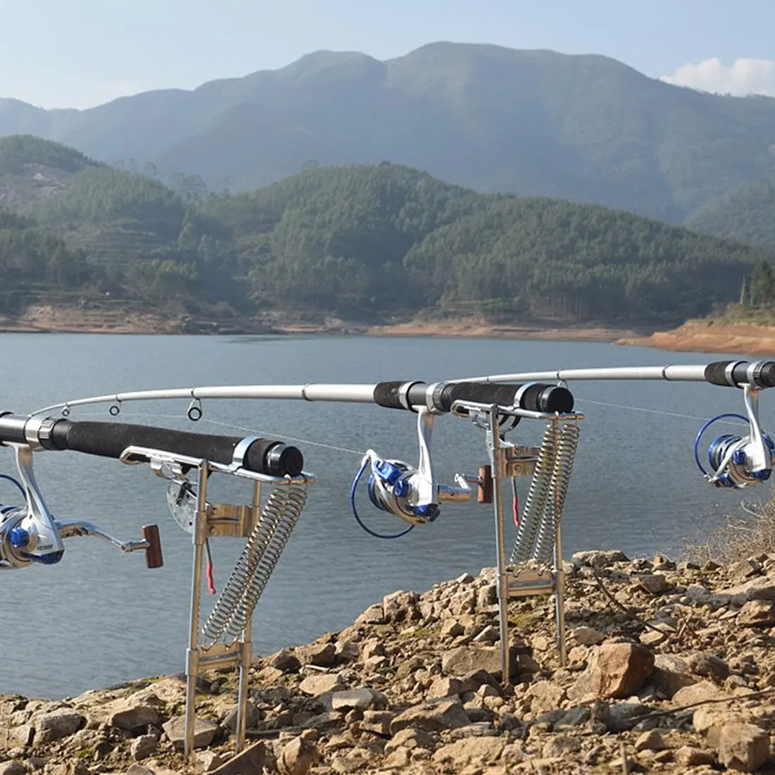 

Hot Automatic Fishing Rod Adjustable Mount Spring Angle Stainless Steel Fishing Pole Holder Outdoor Sea Rod Pesca Fishing Tackle