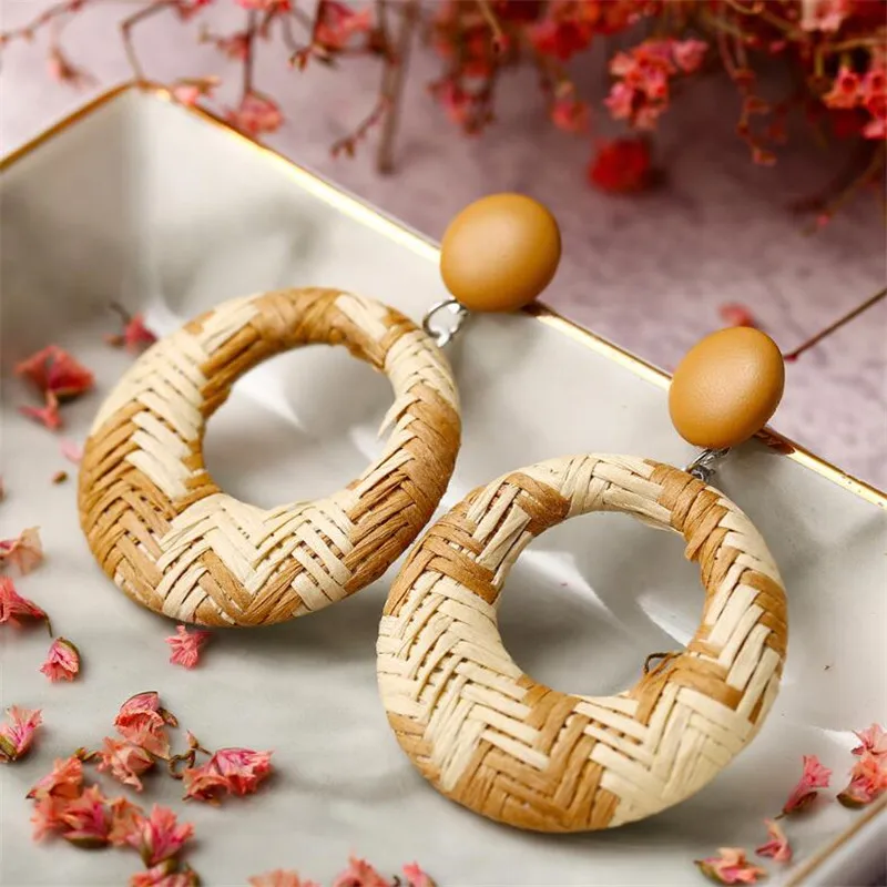 

Bohemian Geometric Rattan Weave Dangle Earrings For Women Summer Style Hollow Round Drop Female Hoop Earring Jewelry Gifts