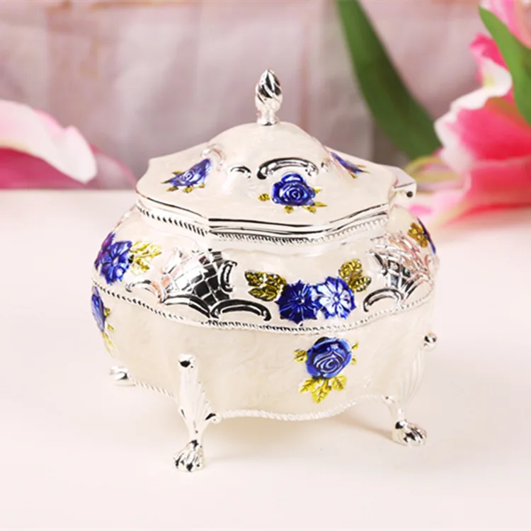 

Metal Enamel Creative Desktop Jewelry Storage Box Home Personality Stereo Cover High-end Princess Jewelry Box