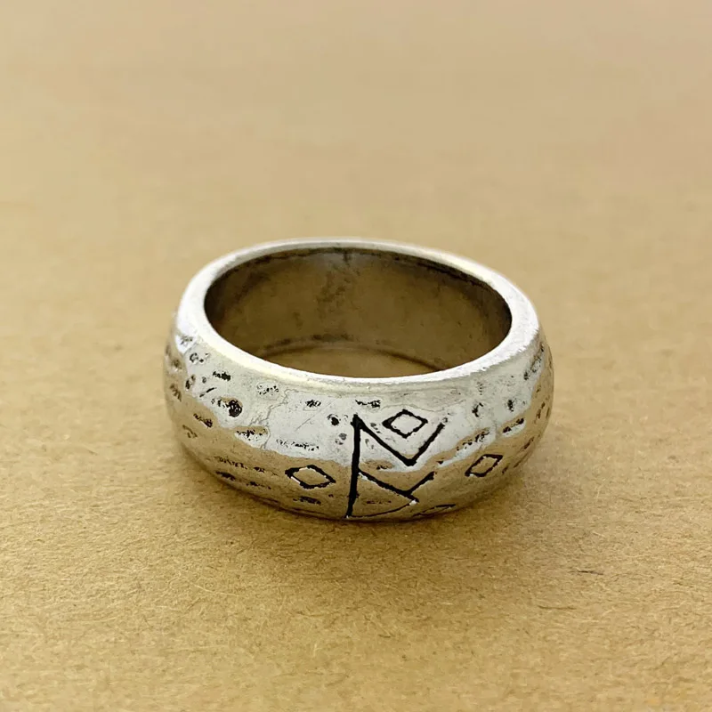 

Hobbit Drawf Thorin Oakenshield Ring The Lord Of Rings LOTR Fashion Men Ring Fan Gift