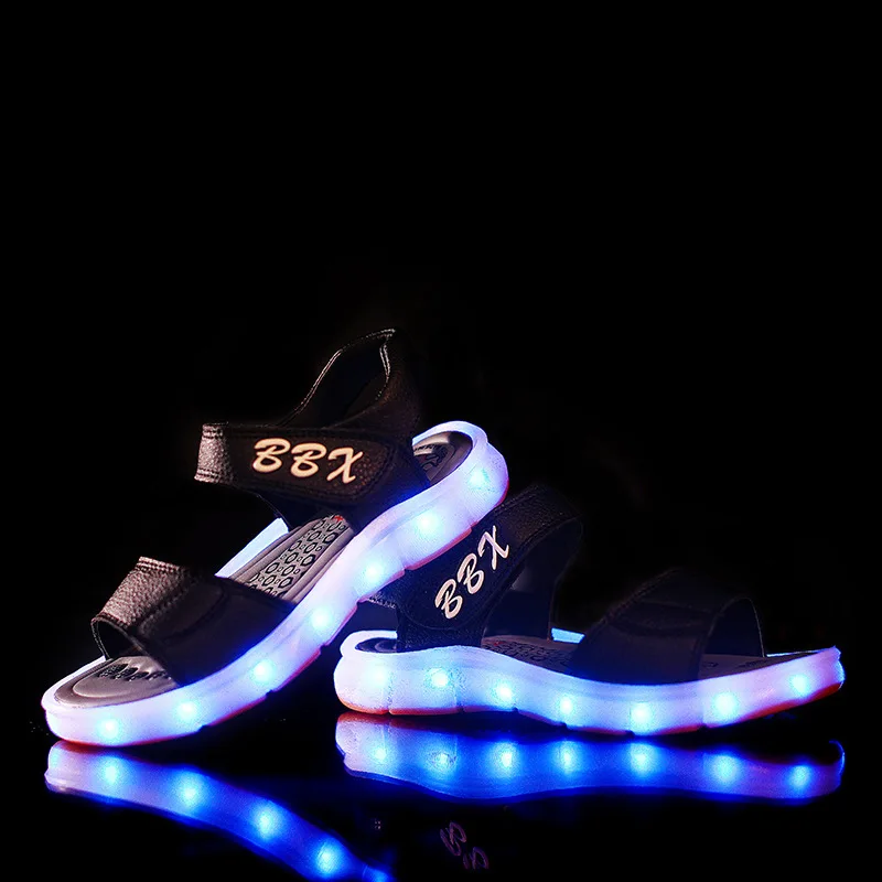 

Summer Glowing Sandals New Children's USB Charging Beach Shoes Kids Student Night-light Luminous Shoes Size 25-38