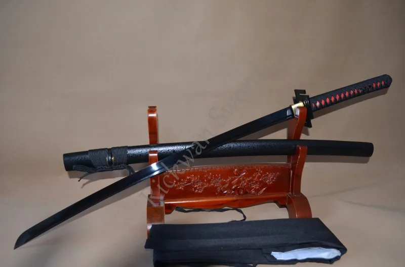 

BLEACH Hand Forged Japanese Samurai Practise Sword KATANA 1060 high Carbon Steel Full Tang black Blade REAL WEAPON