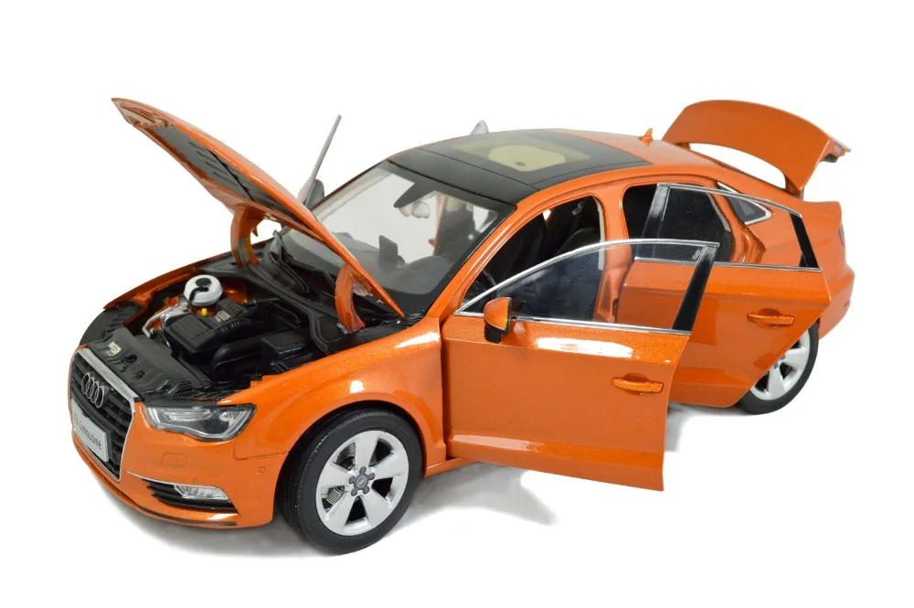 Модель Paudi 1/18 1:18 масштаб Audi A три Sedan Limousine оранжевый литой модельный автомобиль игрушка, модель автомобиля двери открытые