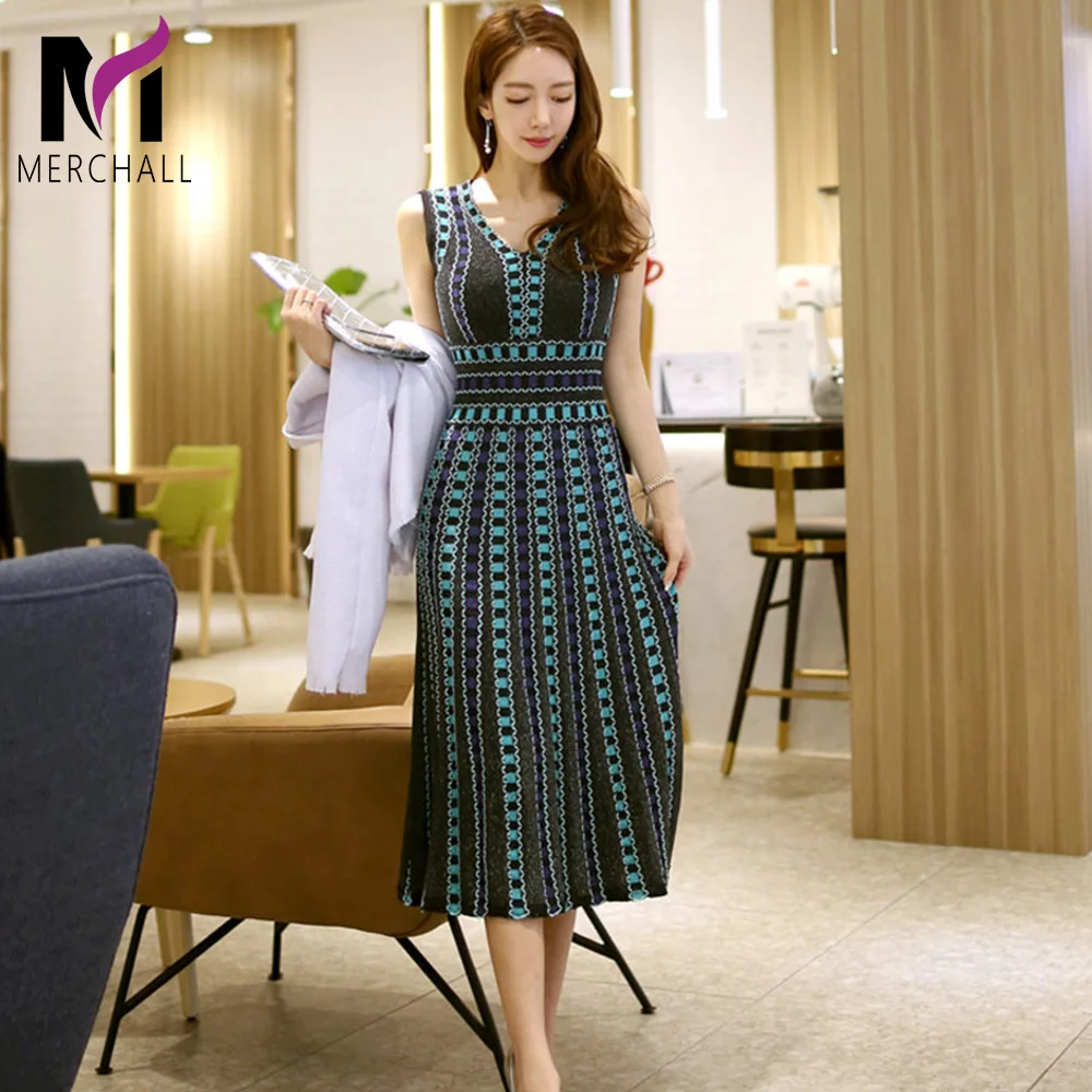 

2019 Summer Fashion Plaid Jacquard Knitted Dress Women's Sexy Sleeveless V-Neck Vest A-Line Dress Office Lady Elegant Long Dress