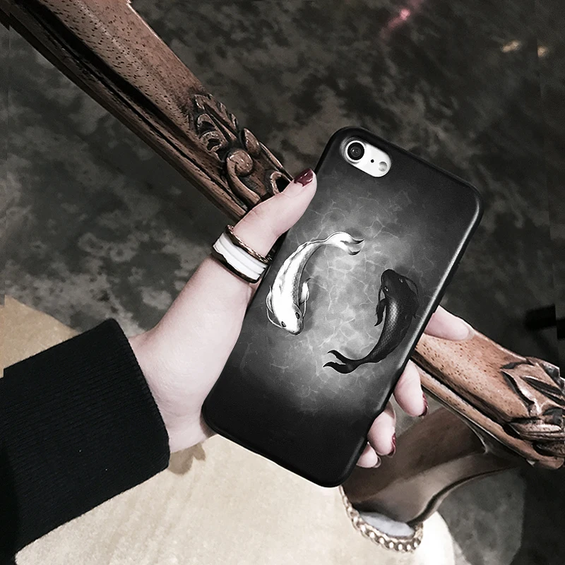 

Luxury a pair of Black White Fish Pattern Cover Soft Silicone Case for Coque iPhone 5 5S SE 6 6S 7 Plus Cases Fundas