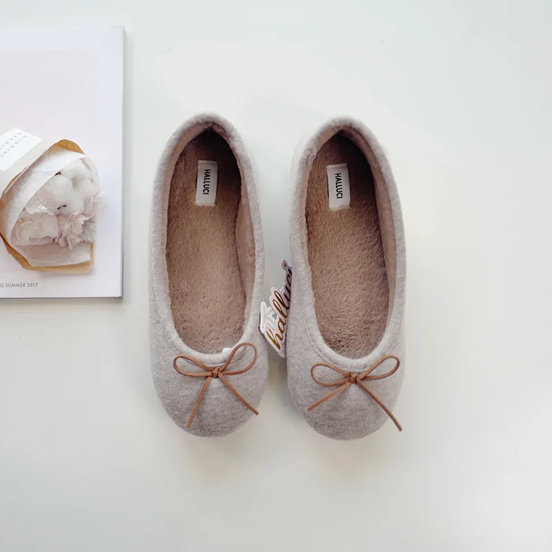 Slippers (4)