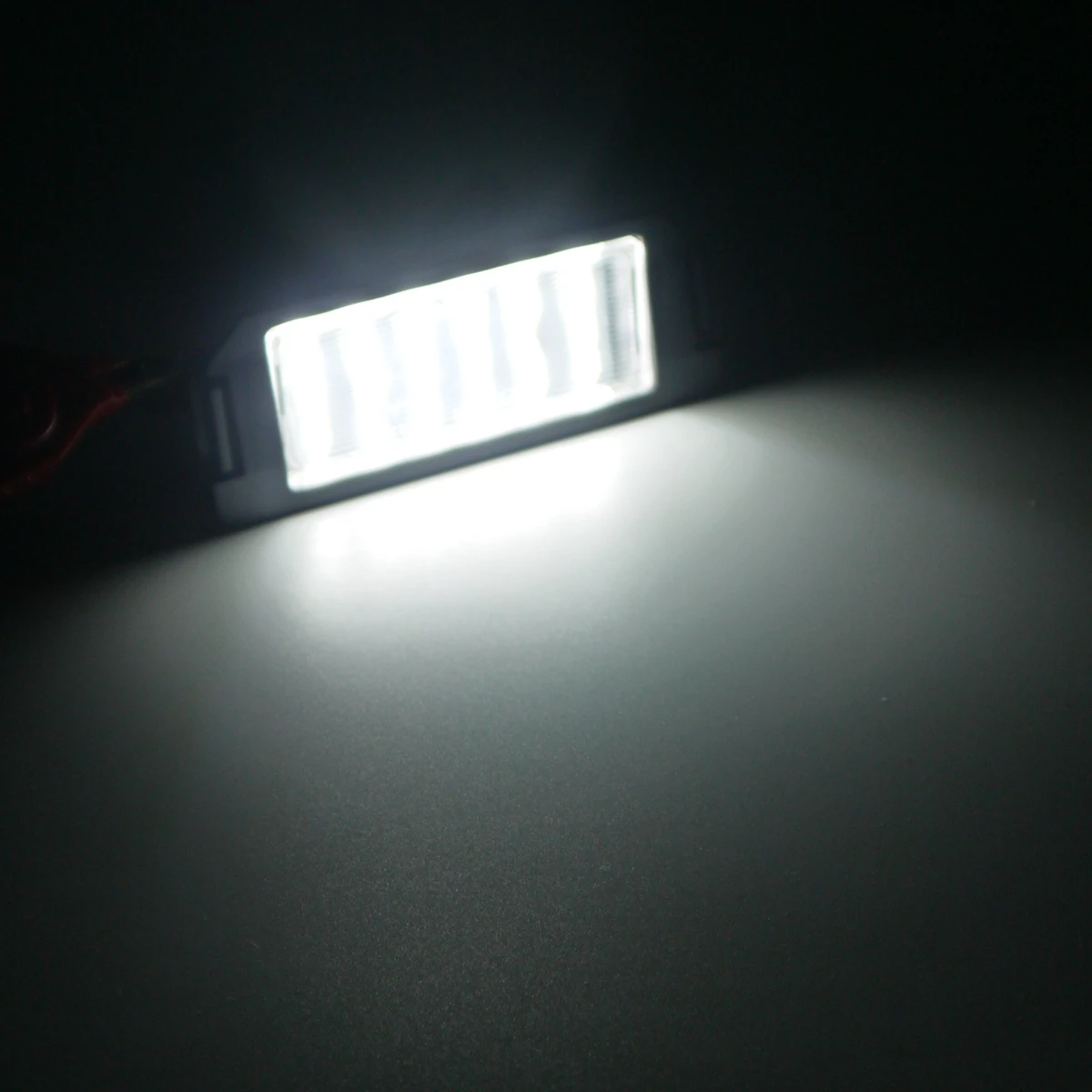 Светодиодная подсветка для номерного знака Eonstime 2x 18SMD Hyundai I10 I20 tiburon coupe Veloster FS XG30