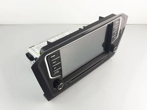 Clearance Android 8.1 quad core car dvd player media radio car audio stereo wifi carplay headunit for   Passat B8 2015-2017 4