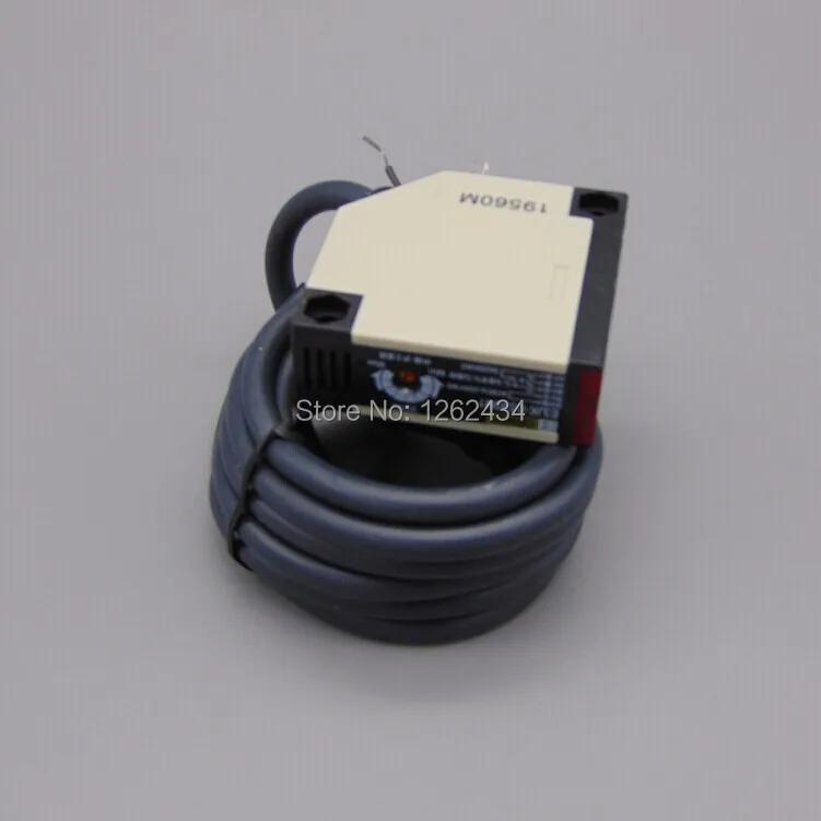 

E3JK-DS30N1 30cm adjustable diffuse dc line three NPN normally open