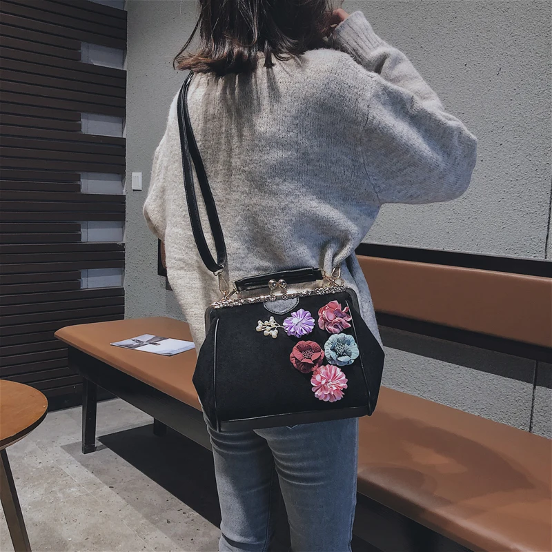 Three-dimensional Simulation Flowers Women Peacock Embroidery Messenger Bag Frame PU Leather Tote Handbag Purse Crossbody Bag (6)