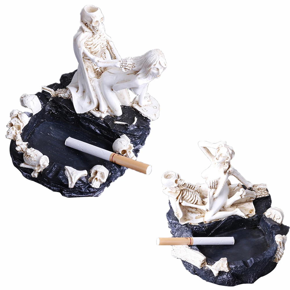 

Creative Skull Ashtray Halloween Personality Accessories Ash Tray Home Decor Cigarette Ash Tray Skull Resin Ashtray Gifts